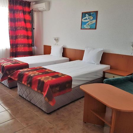 Family Hotel Venera Kavarna Ngoại thất bức ảnh