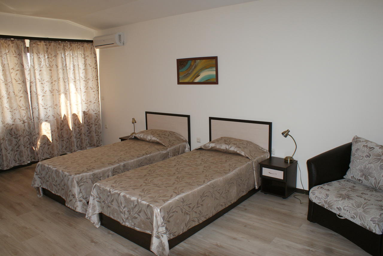 Family Hotel Venera Kavarna Ngoại thất bức ảnh