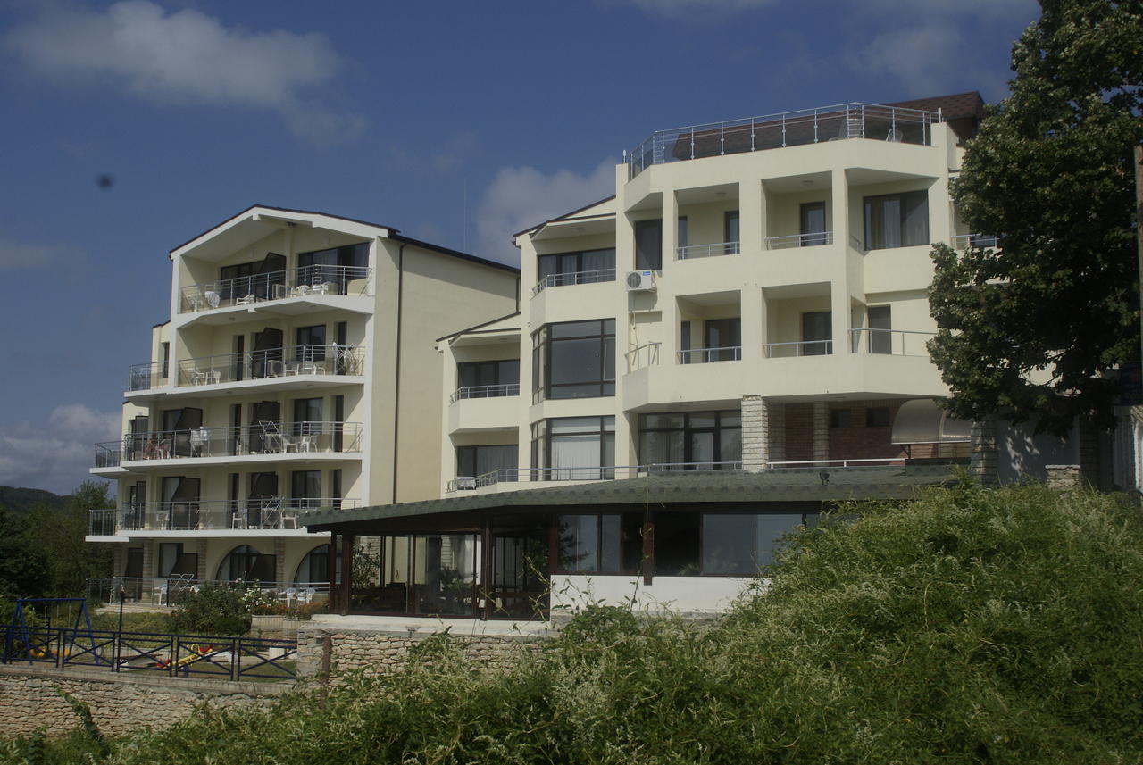 Family Hotel Venera Kavarna Ngoại thất bức ảnh